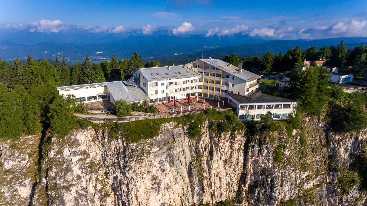 Panoramahotel Penegal Mendola Luaran gambar